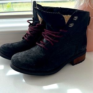 UGG black bootie